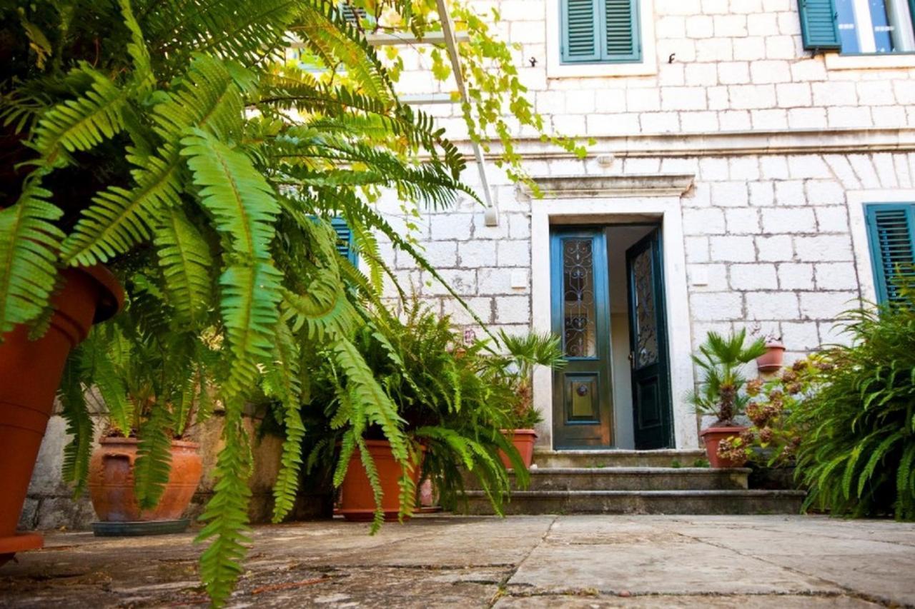 Apartments Sensa Dubrovnik Bagian luar foto